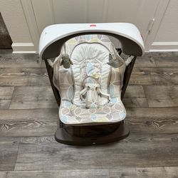 Baby swing Fisher price foldable