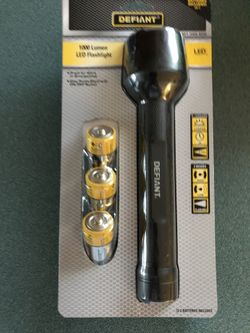 Defiant Emergency Flashlight, 1000 Lumens (LED)