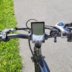 E-Bike. Only ridden one mile 