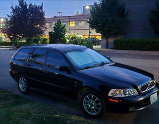 2004 Volvo V40