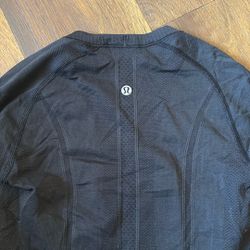 lululemon size4