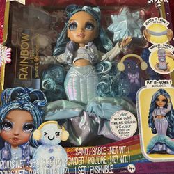 Rainbow High Winter Wonderland Doll Barbie 