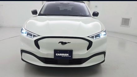 2023 Ford Mustang Mach-E