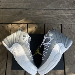 JORDAN 12 STEALTH SIZE 6Y NEW GS