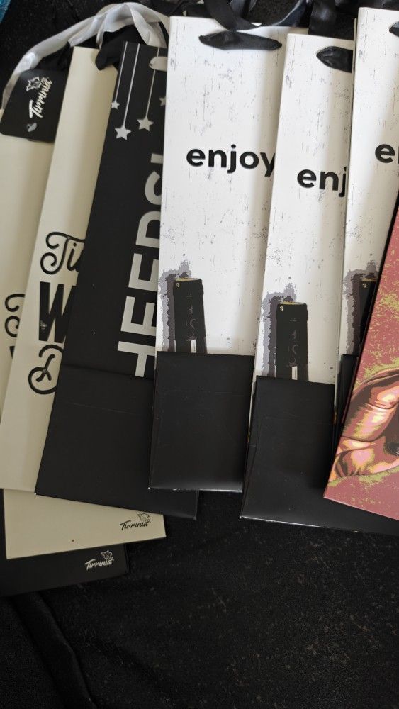 Wine Gift Bags - 8