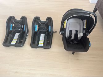 Graco infant car seat with two bases