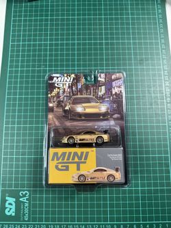 Mini GT Top Secret Supra