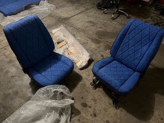 G body bucket seats