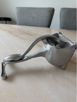 Hand Juicer/ Squeezer