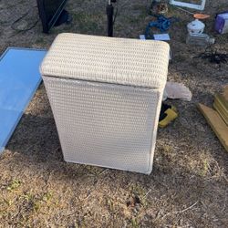 Hamper