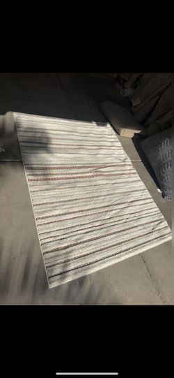 Rug 5x7 Ft