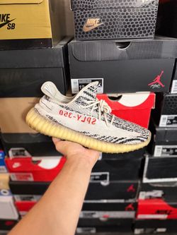 Adidas Yeezy 350 Zebra size 11.5 USED