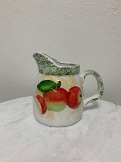 Panware pitcher