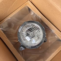 Jeep Wrangler JL Haloge Headlights 2024