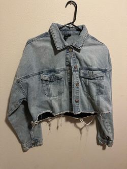 Cropped Light Wash Denim Jacket