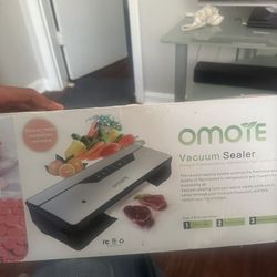 Omote Vacuum Sealer (Never Used)