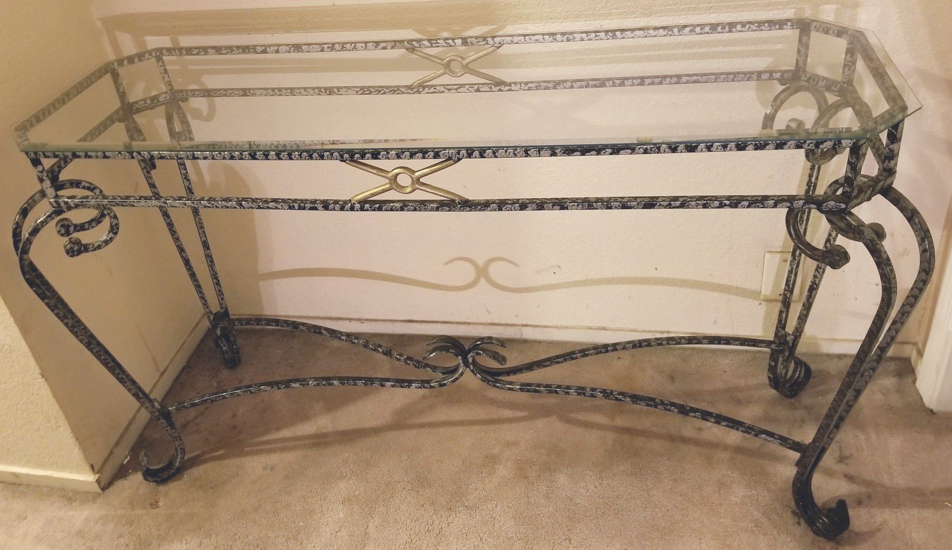 Glass entrance accent table