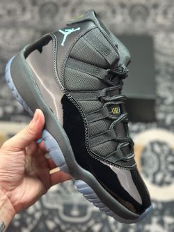 Air Jordan 11 Retro Gamma Blue
