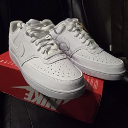 Men's Nike Court Vision Lo Size 10 New