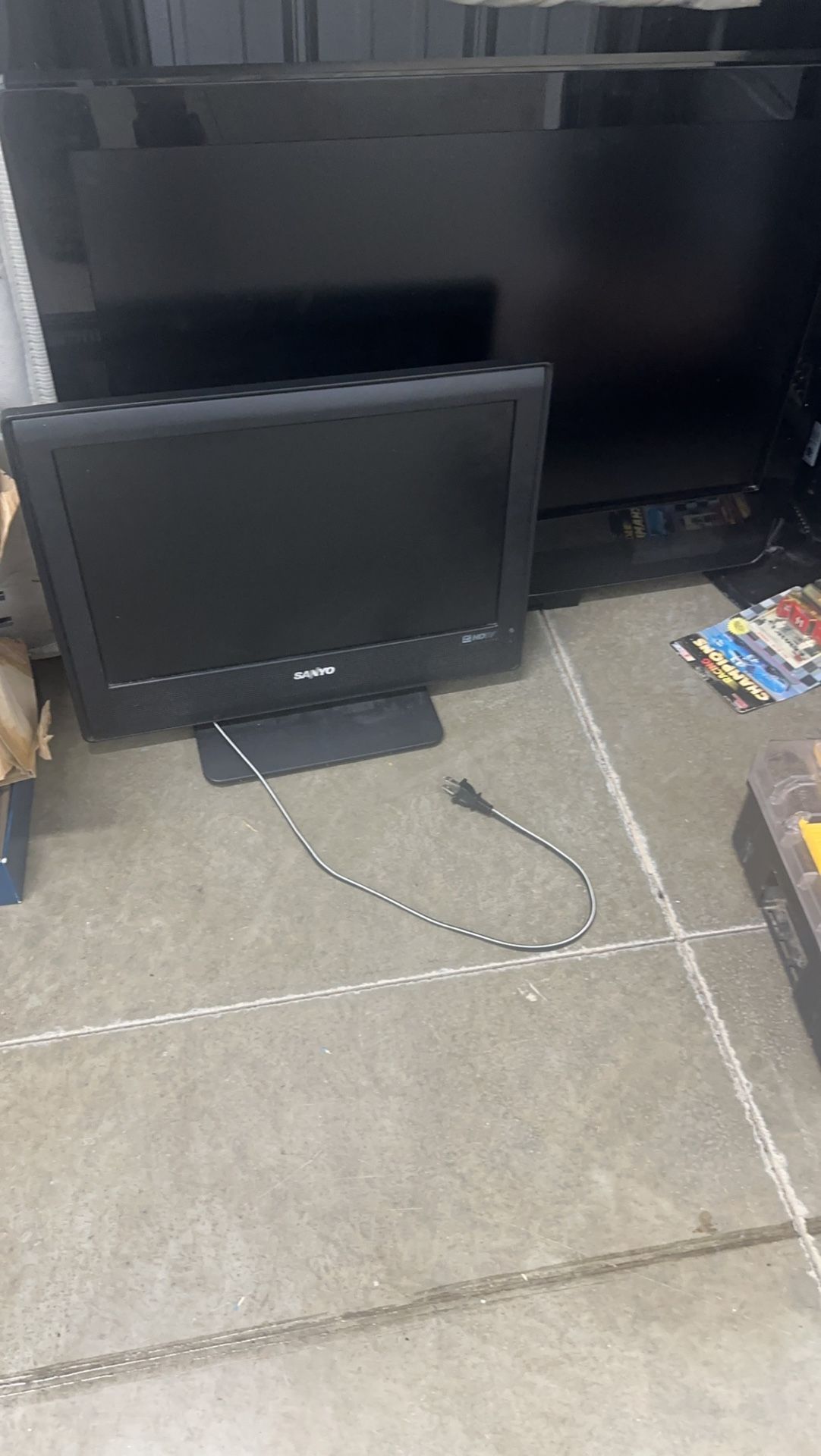 28” TV,  40” TV, and asus laptop $225 Total