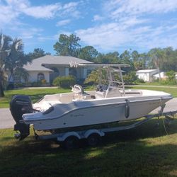 2022 Bayliner Tropher