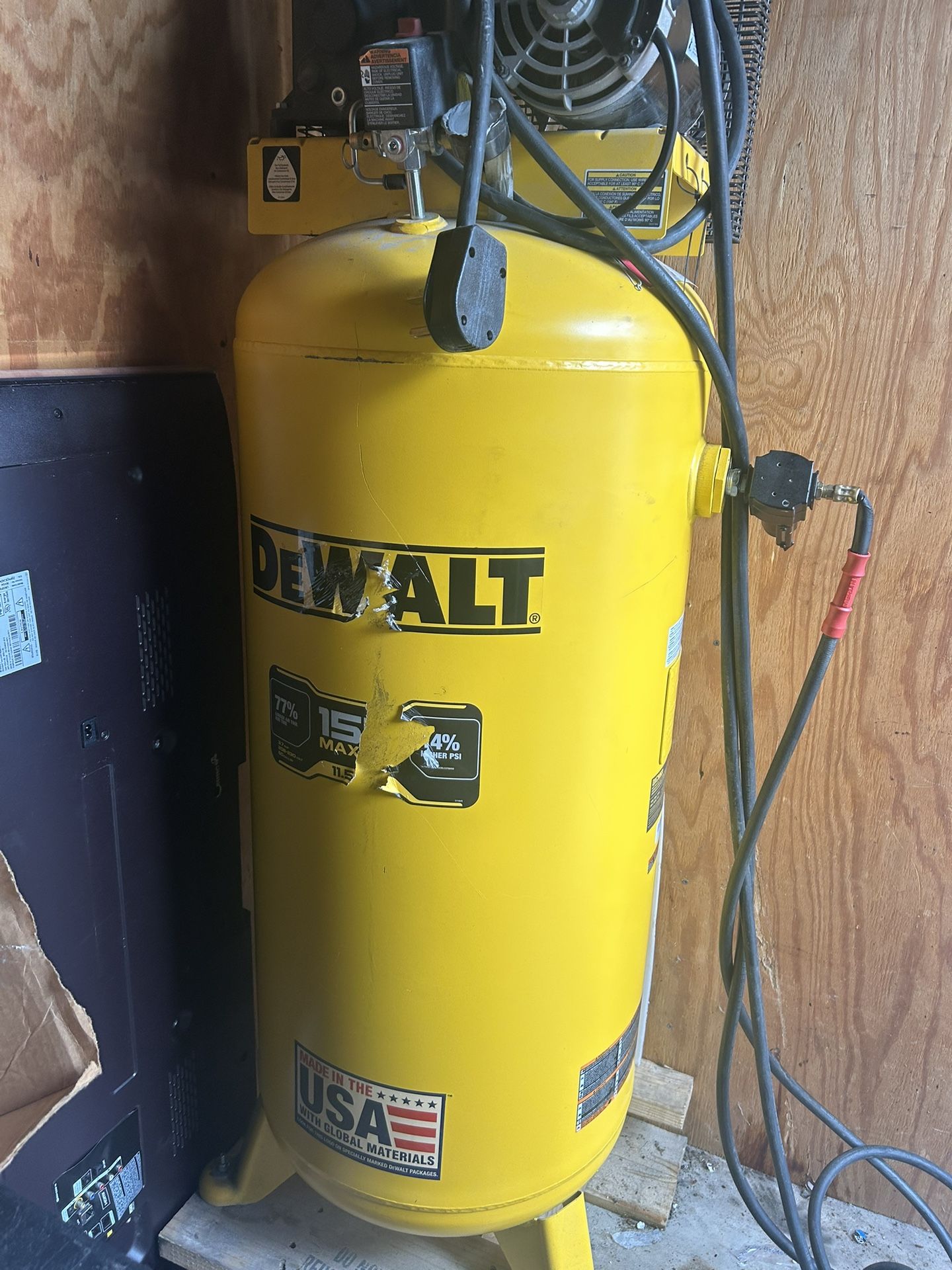 Air Compressor DeWalt