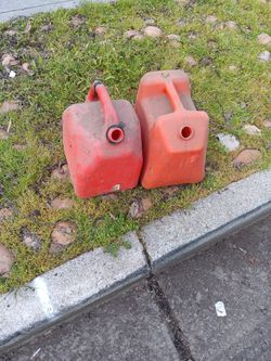 5 Gallon Gas Cans