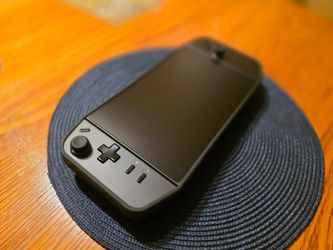 Legion Go 1TB w/ Waterfield Designs Case & Accessories