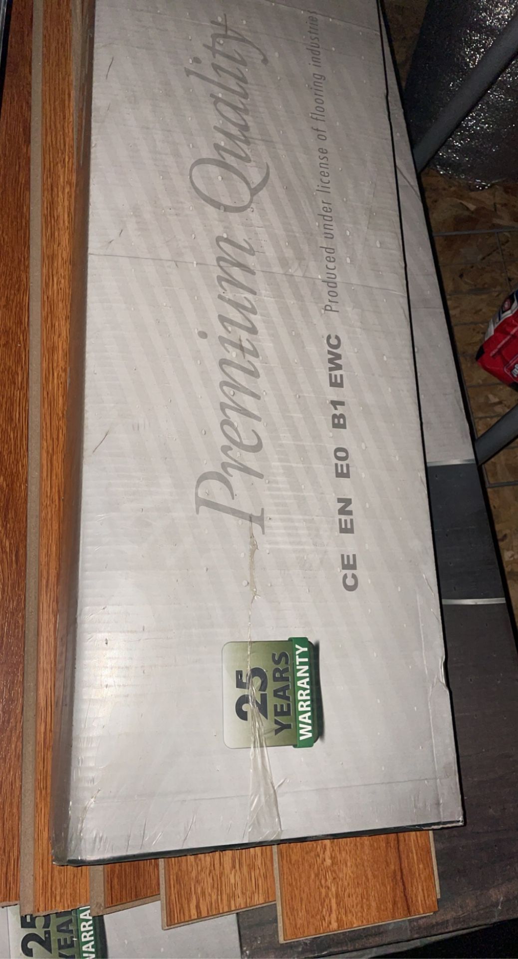 Laminate Flooring 295 Sf
