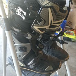Youth Riding Boots 
