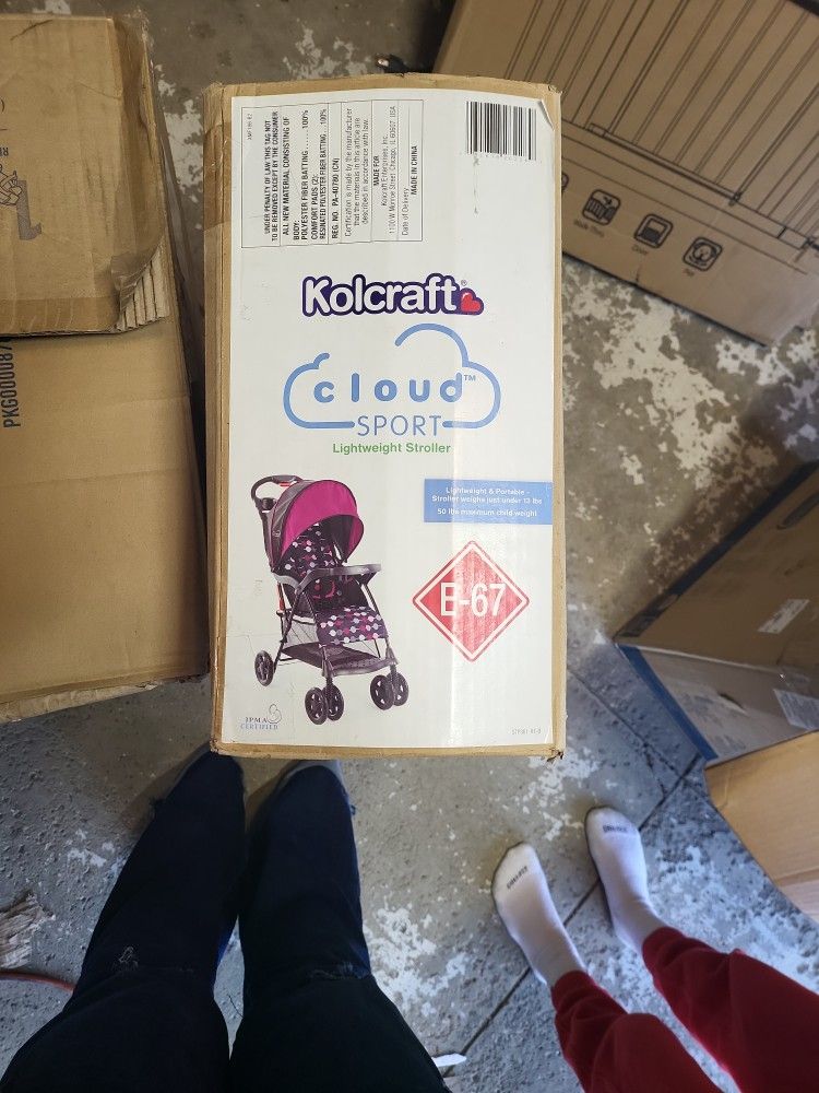 Kolcraft Cloud Sport Lightweight Stroller Girls