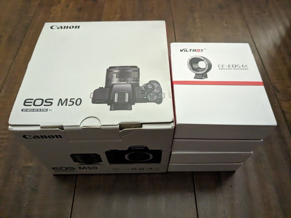 Canon EOS M50 Camera 