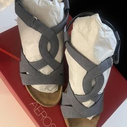 Grayish Baby-Blue Comfort Sandals – Size 6  