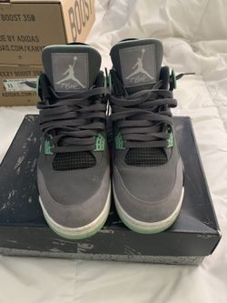 Jordan 4s