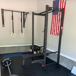Rogue Fitness R-3 Power Rack Stand With Double Fat Skinny Pull-Up Bar