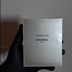 Chanel perfume