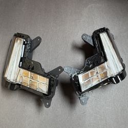 Pair 2015-2020 Cadillac Escalade w/o Crash Brake LED Fog Lights Signal Lamps DRL