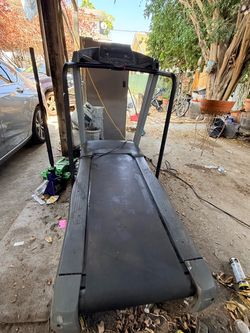 Precor USA  running machine