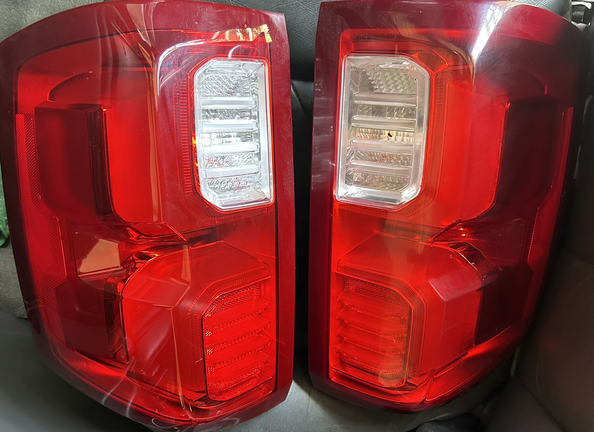 2014-2018 Silverado Tail Lights