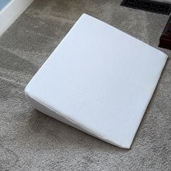 Wedge pillow - free