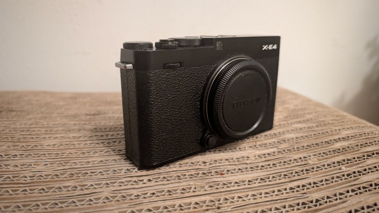 Fujifilm X-E4 Never Used Body Only Great Camera🛑 Read Description Before Contact