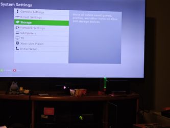 Xbox 360 W/kinect 4gb System