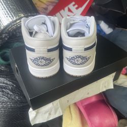 Air Jordan 1 Low size 8 men