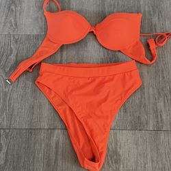 Matte swimsuit 