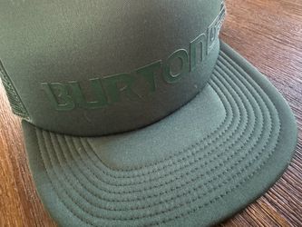 Burton snowboarding trucker hat