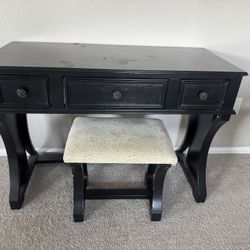 Make Up Bench & Stool