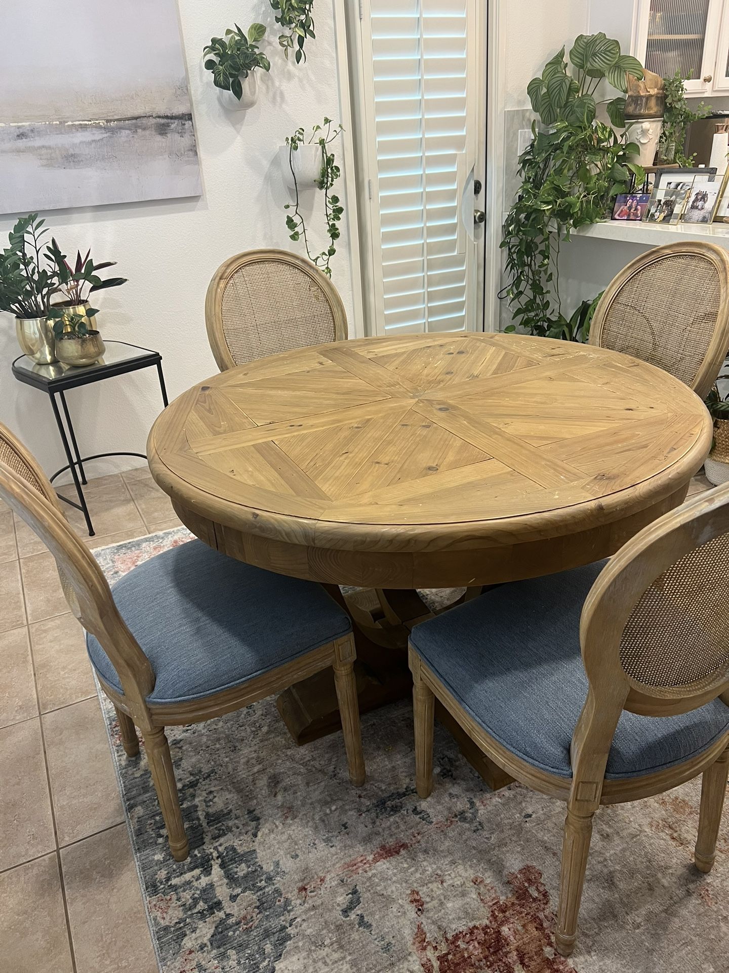 Table And chair Set 