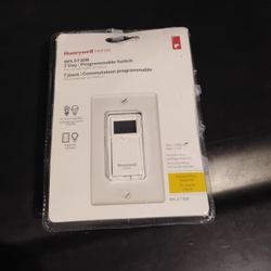 7-Day Programmable Switch