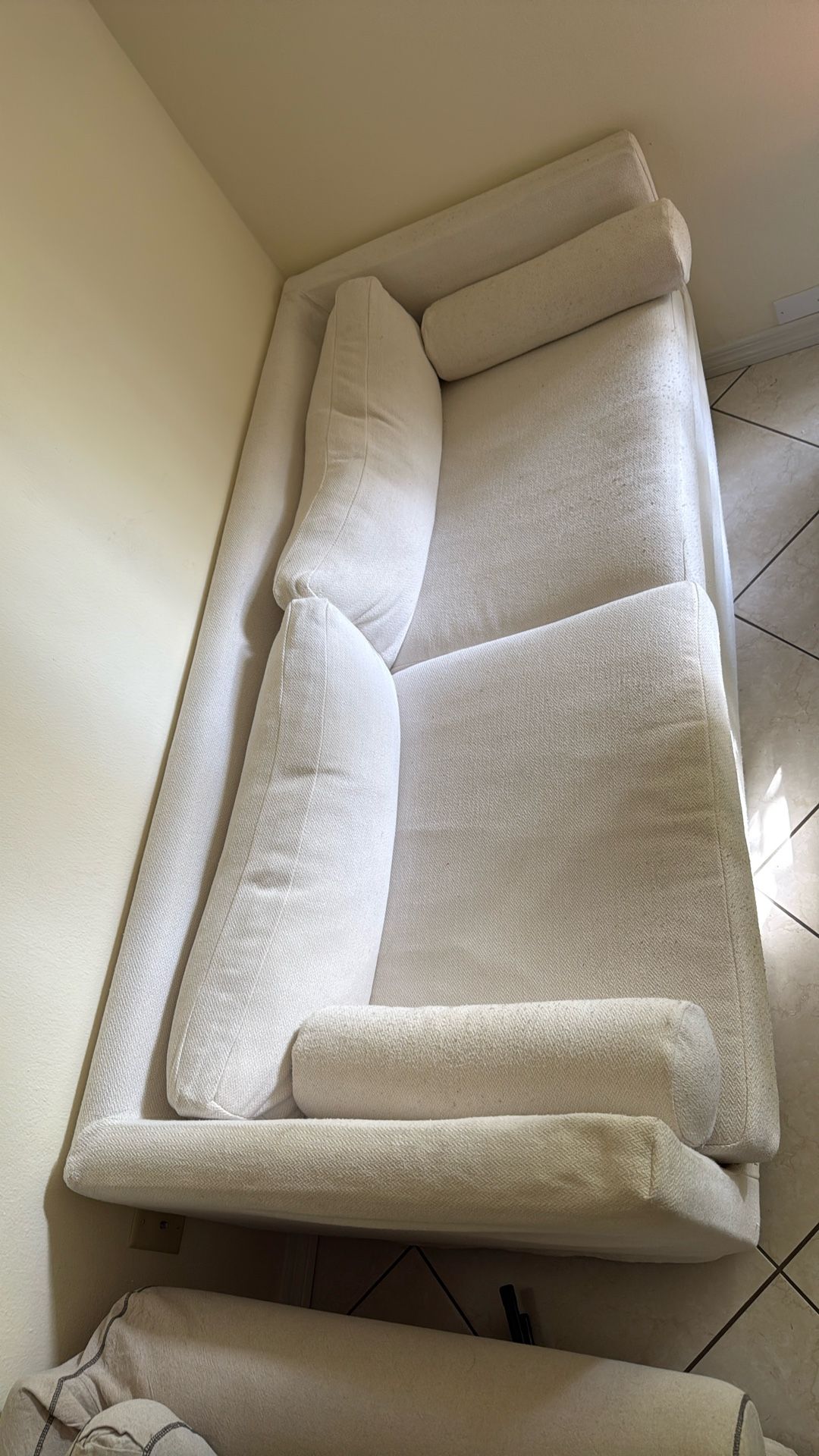 Comfortable Couch/Sofa - Great Condition