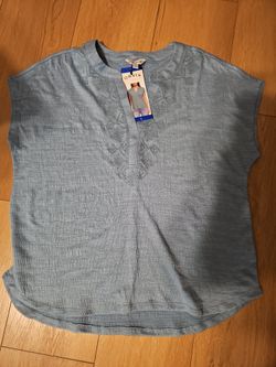 Womens Shirt Size Large